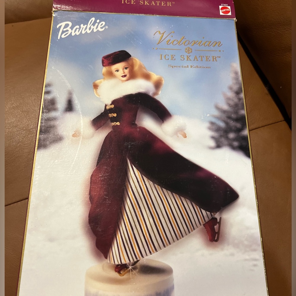 Barbie Victorian Ice Skater
